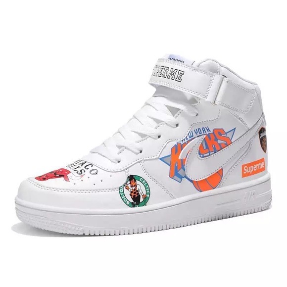 Nike - Picture 3 of 5